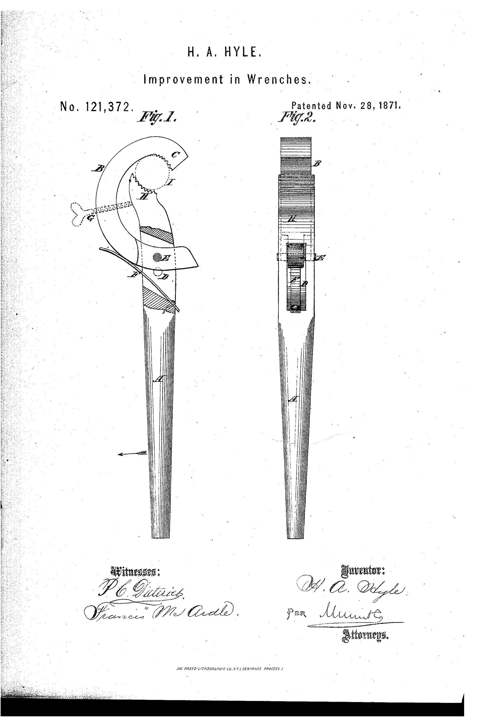 Patent drawing showing a pipe wrench with a long tapered lever handle, a curved pivoted upper jaw with serrated gripping surface, a set-screw, and a coiled spring mechanism, shown in side and edge views.